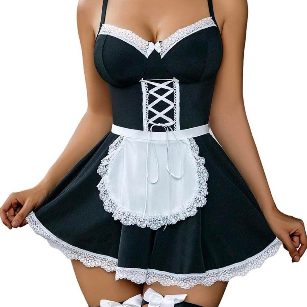 Black white lace maid costume